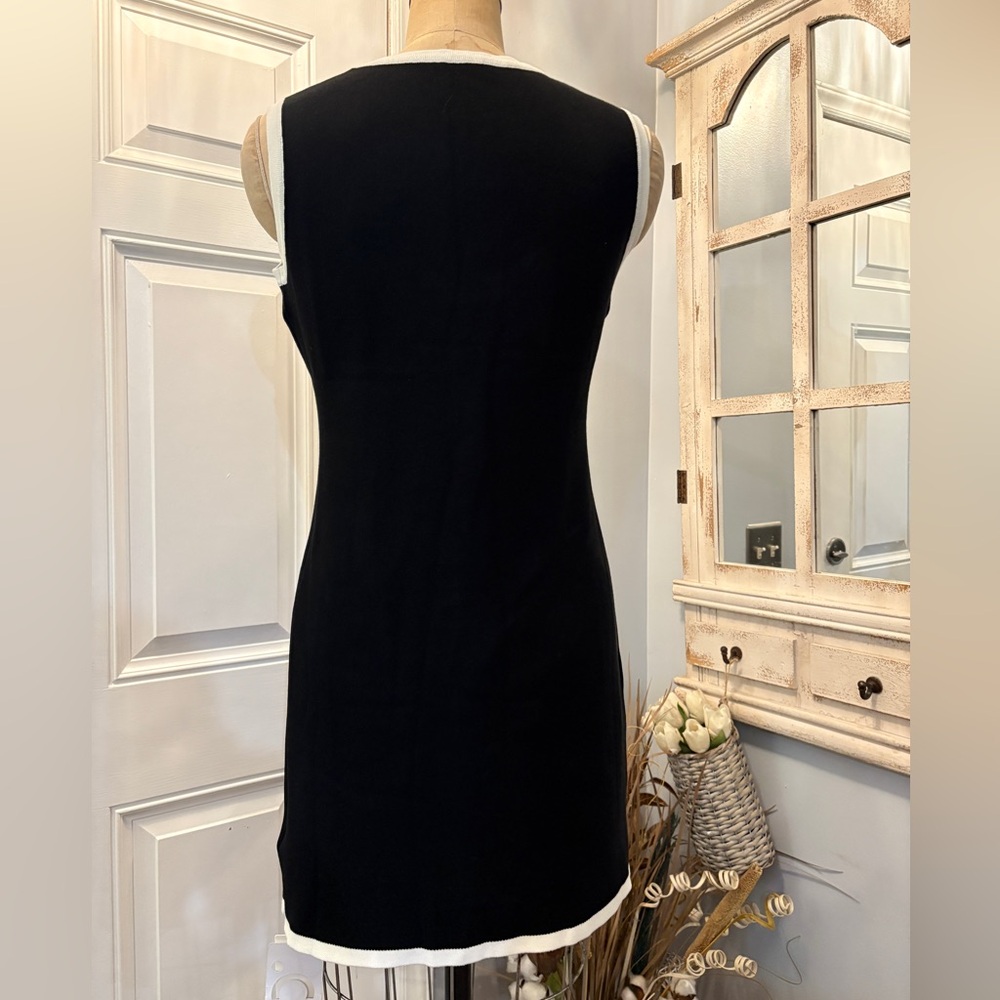Commense  Sleeveless Black and White Faux Pearl-Trim Chanel Style MIDI Dress L‎ - Picture 5 of 8